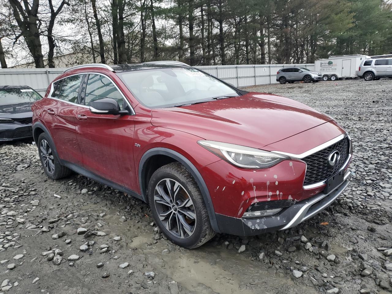 INFINITI QX30 BASE