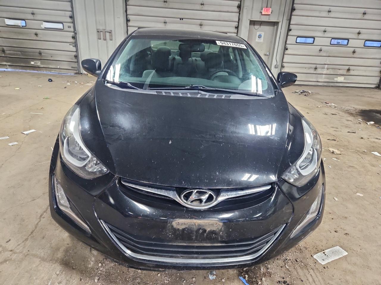 HYUNDAI ELANTRA SE