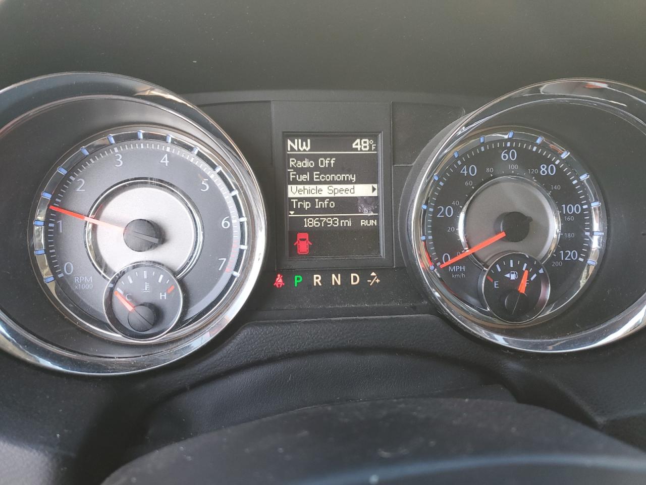 CHRYSLER TOWN & COUNTRY TOURING L