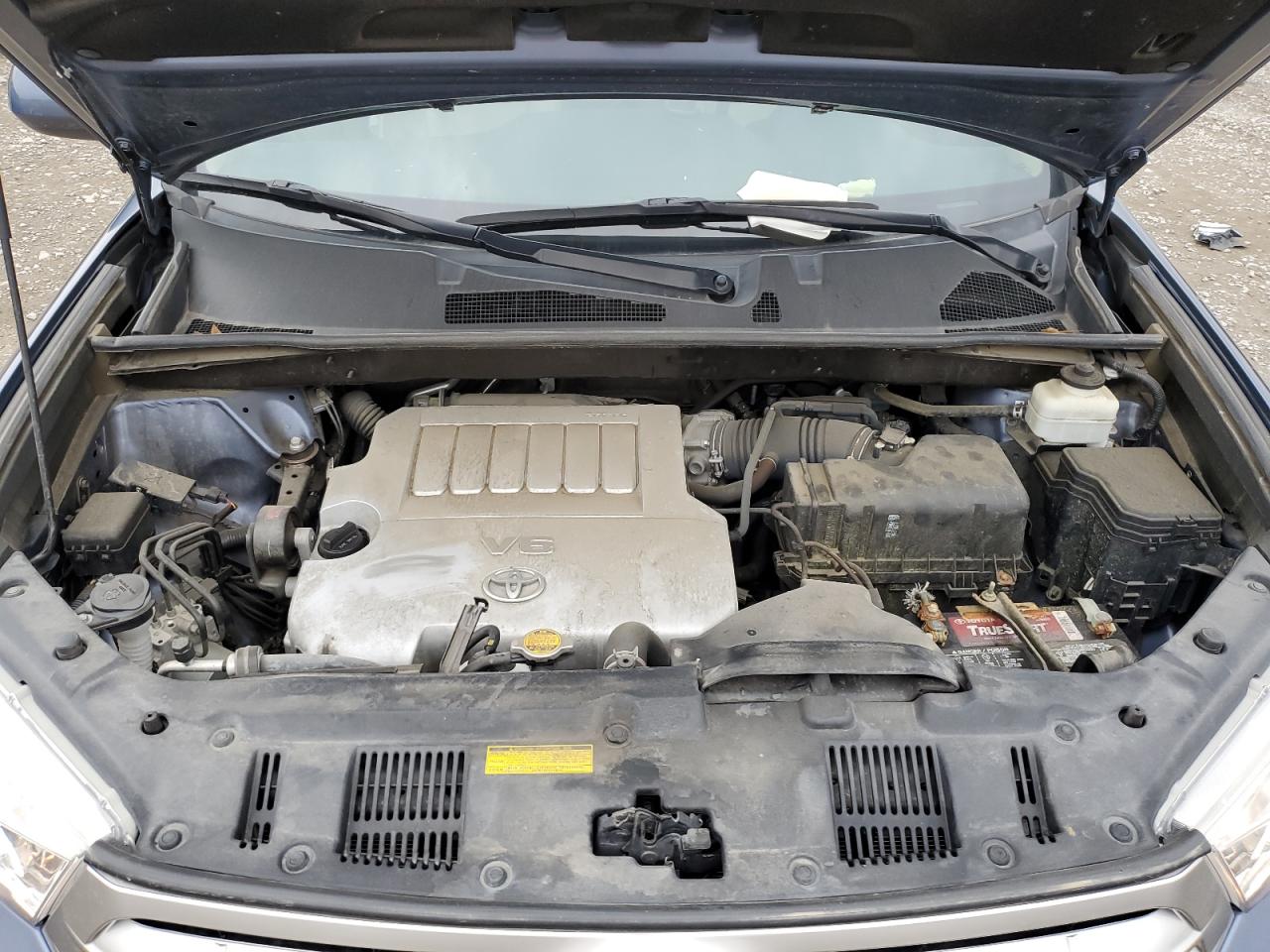 TOYOTA HIGHLANDER BASE