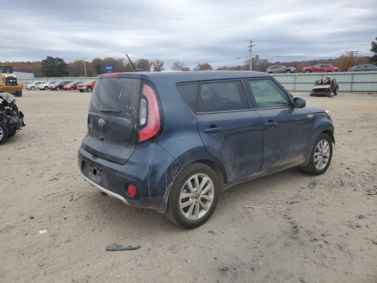 KIA SOUL +