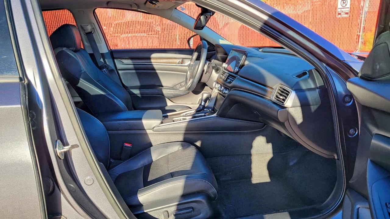 Lot #3297068487 2018 HONDA ACCORD TOU