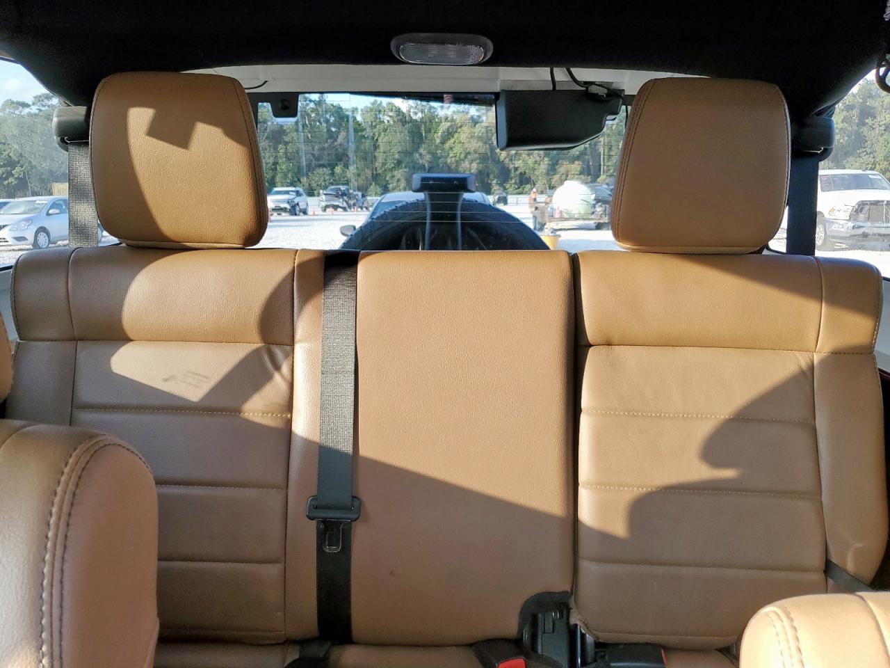 JEEP WRANGLER SAHARA