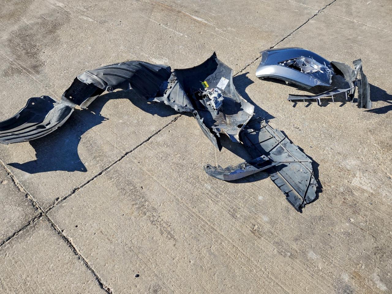 MAZDA 3 GRAND TOURING