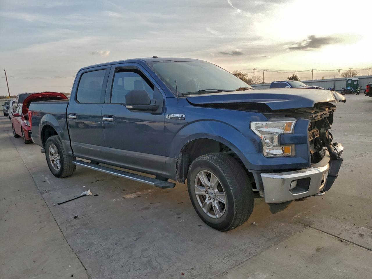 FORD F-150 SUPERCREW