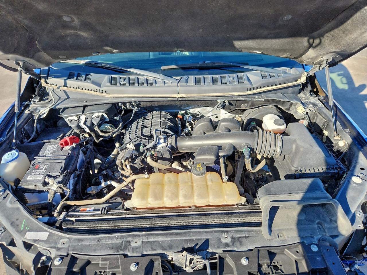 FORD F-150 SUPER CAB