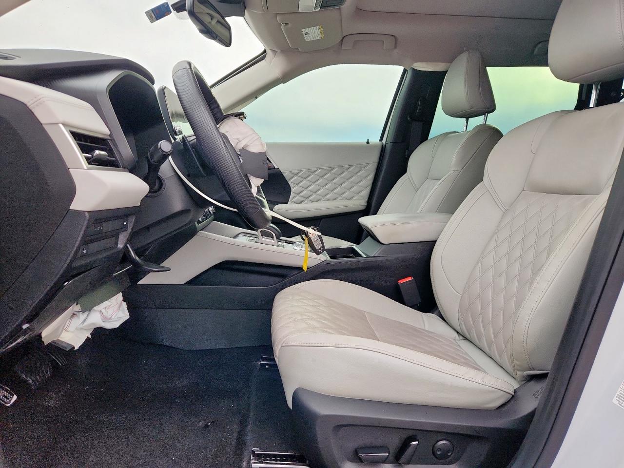 MITSUBISHI OUTLANDER SEL