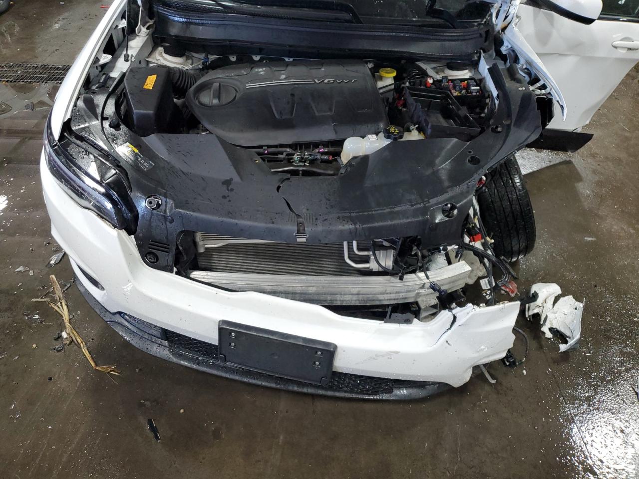 JEEP GRAND CHEROKEE LATITUDE