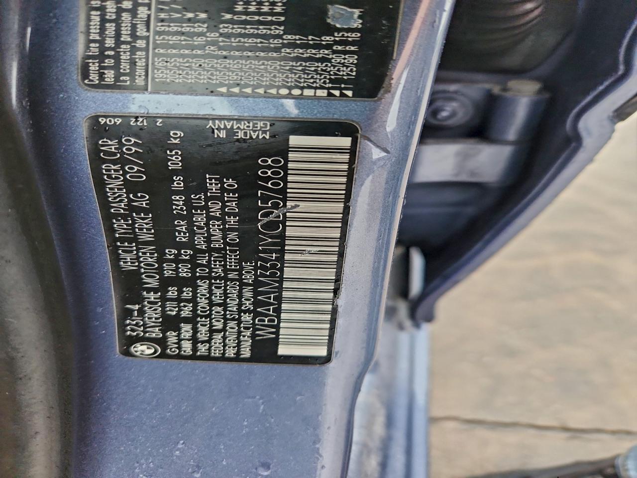 Lot #3311611238 2000 BMW 323 I