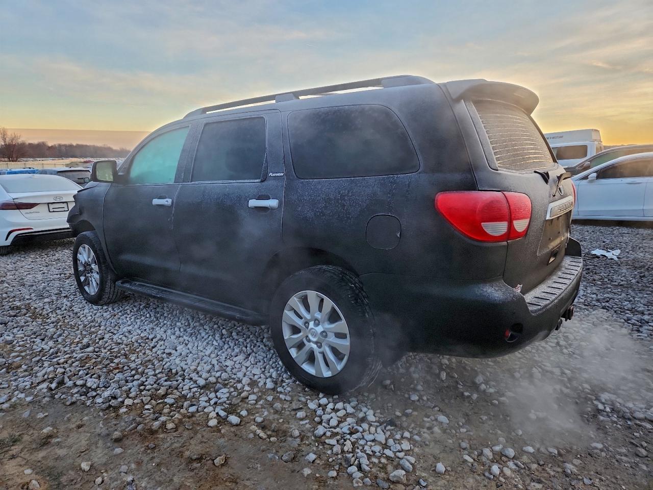 TOYOTA SEQUOIA PLATINUM