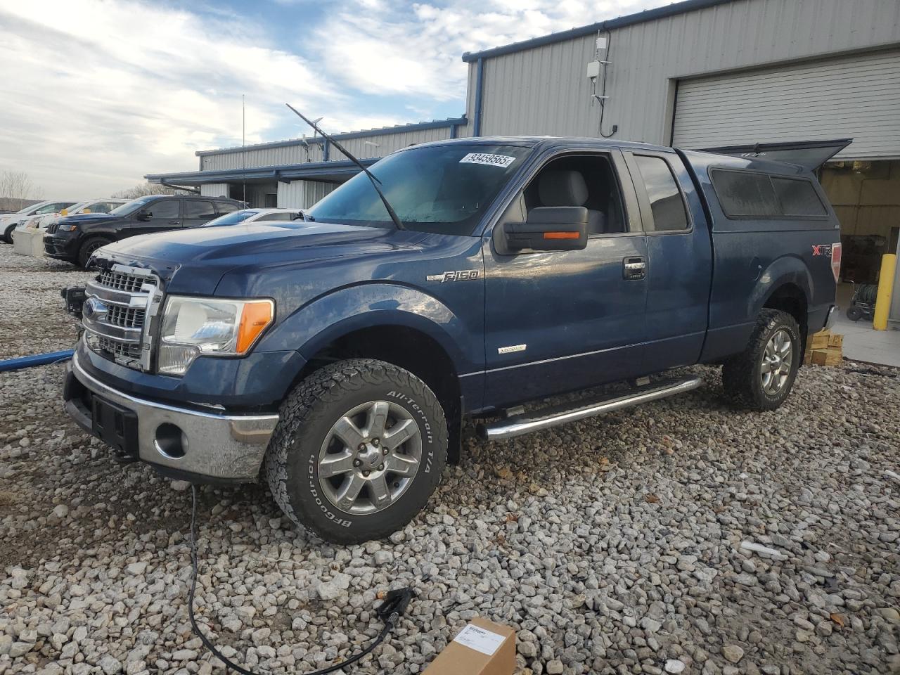 FORD F-150 SUPER CAB