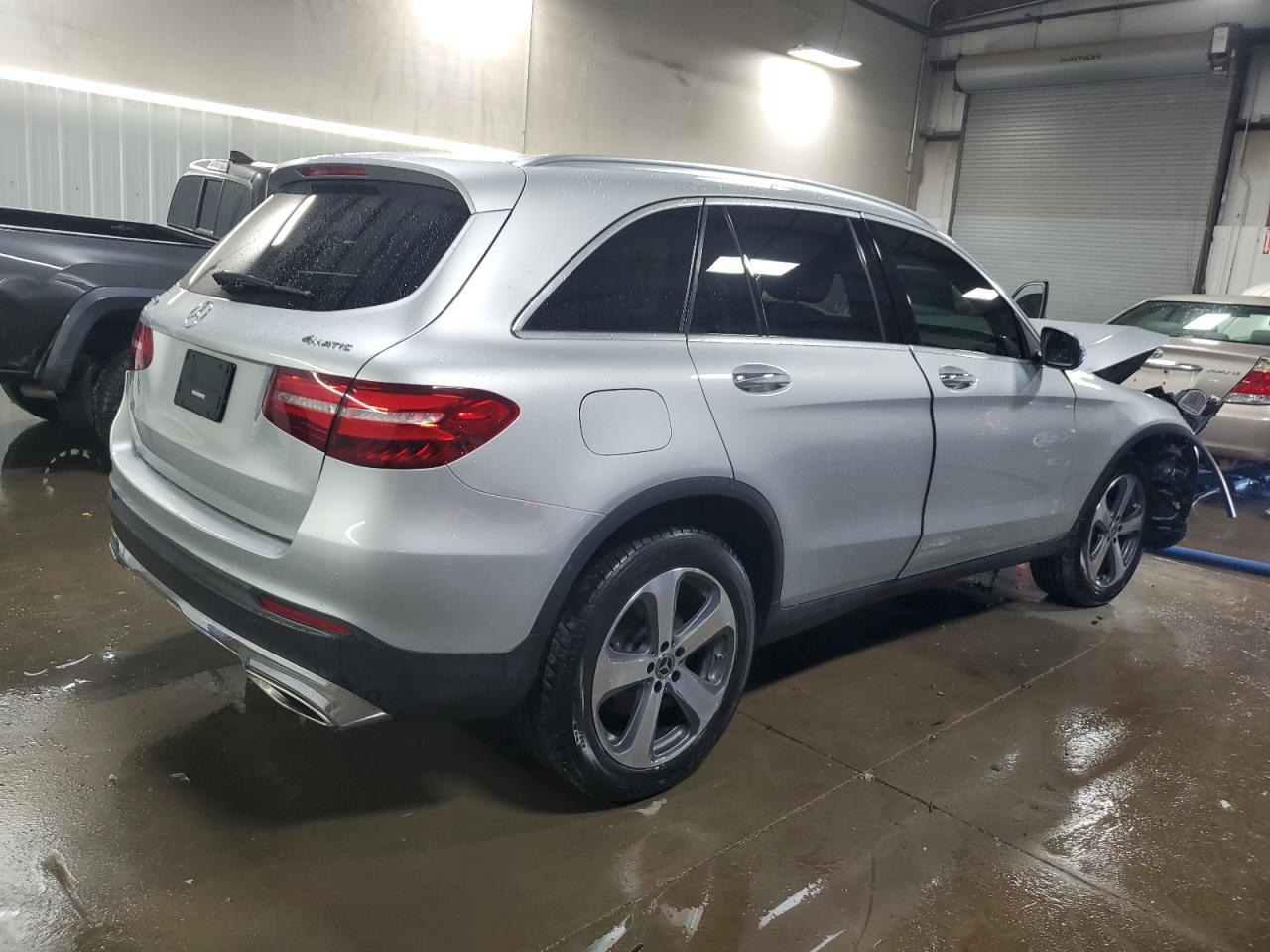 MERCEDES-BENZ GLC-CLASS 300 4MATIC
