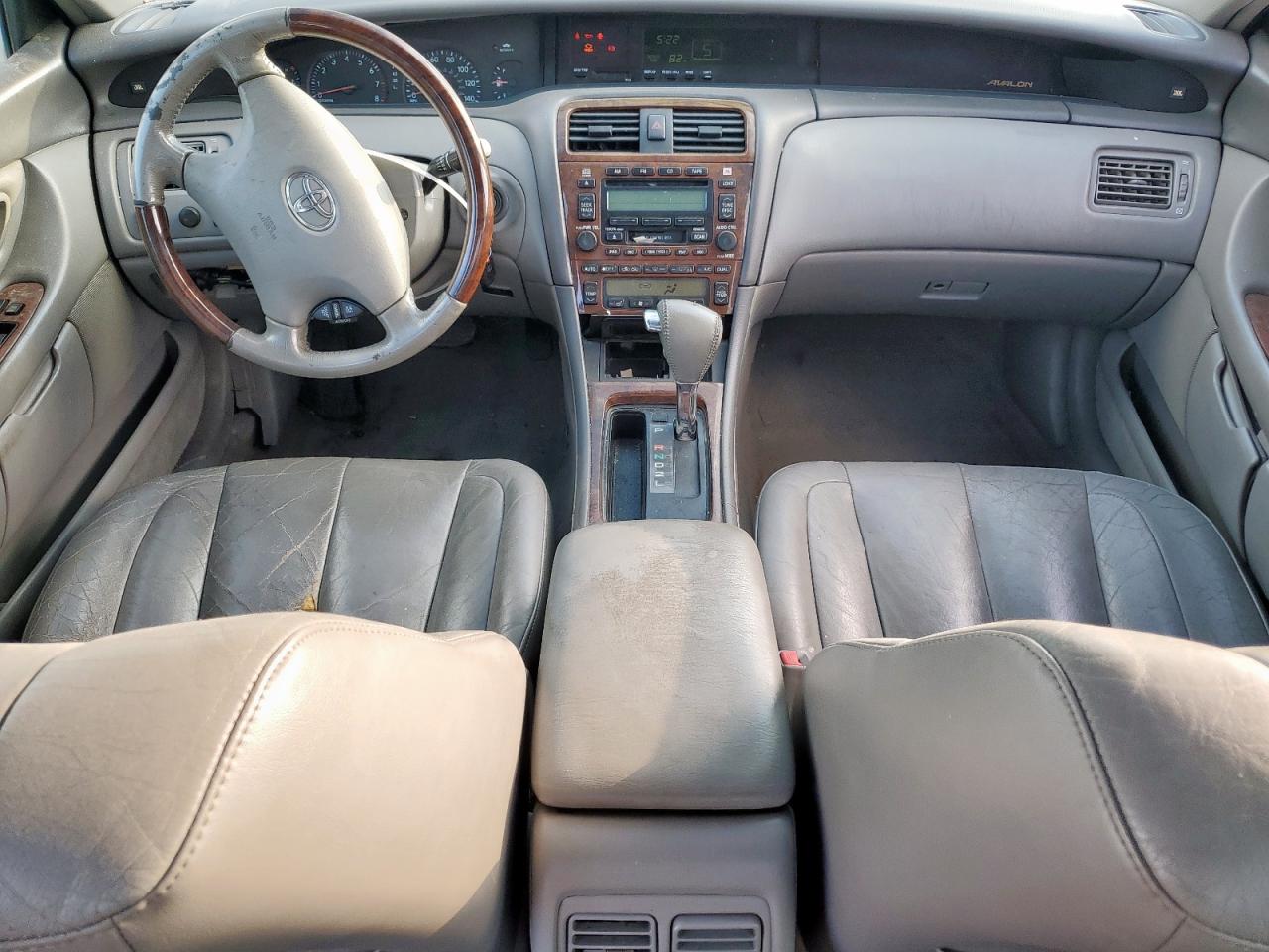 Lot #3291479928 2004 TOYOTA AVALON XL