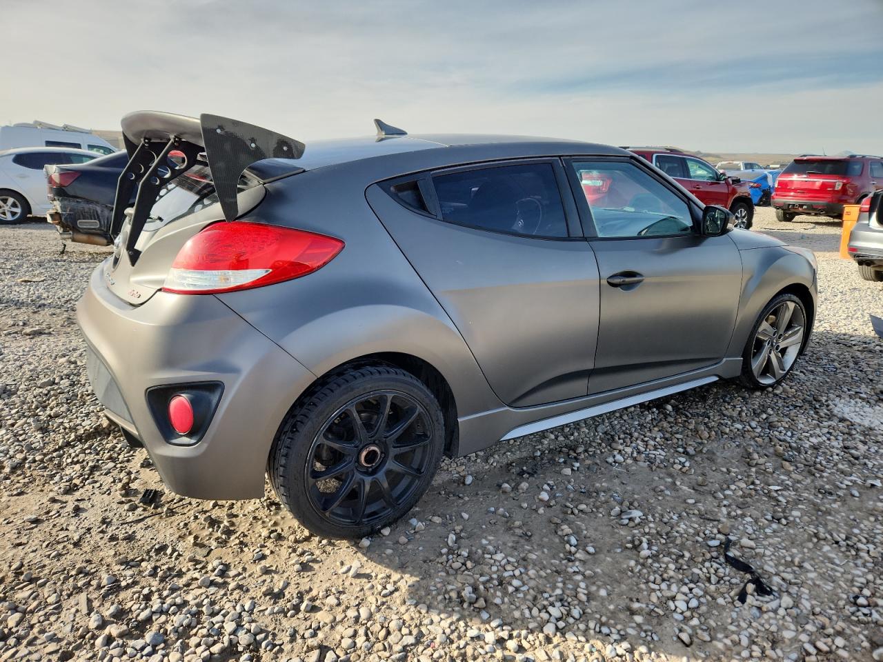 HYUNDAI VELOSTER TURBO
