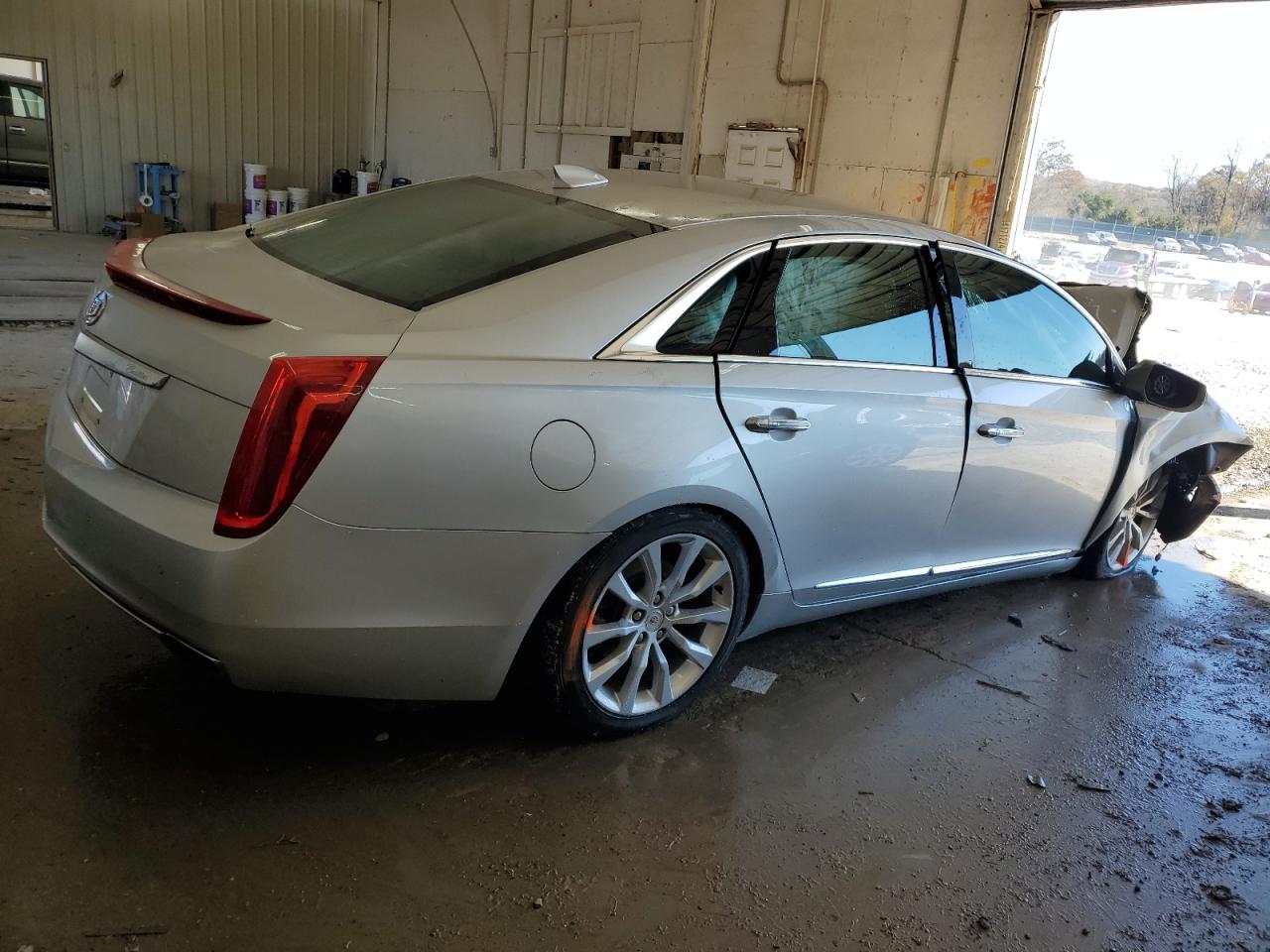 CADILLAC XTS LUXURY COLLECTION