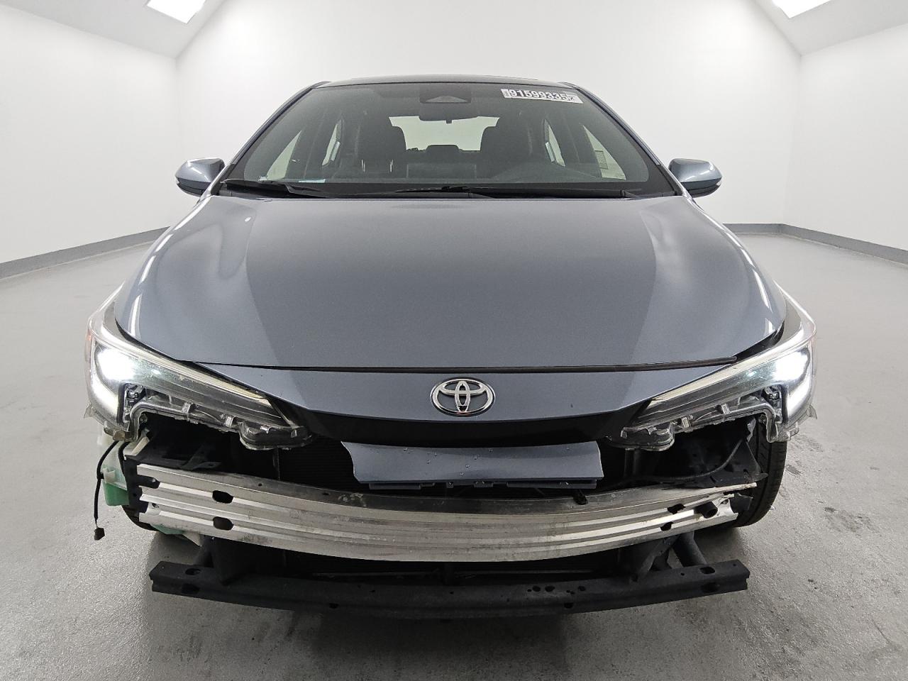 Lot #3310332992 2023 TOYOTA COROLLA SE