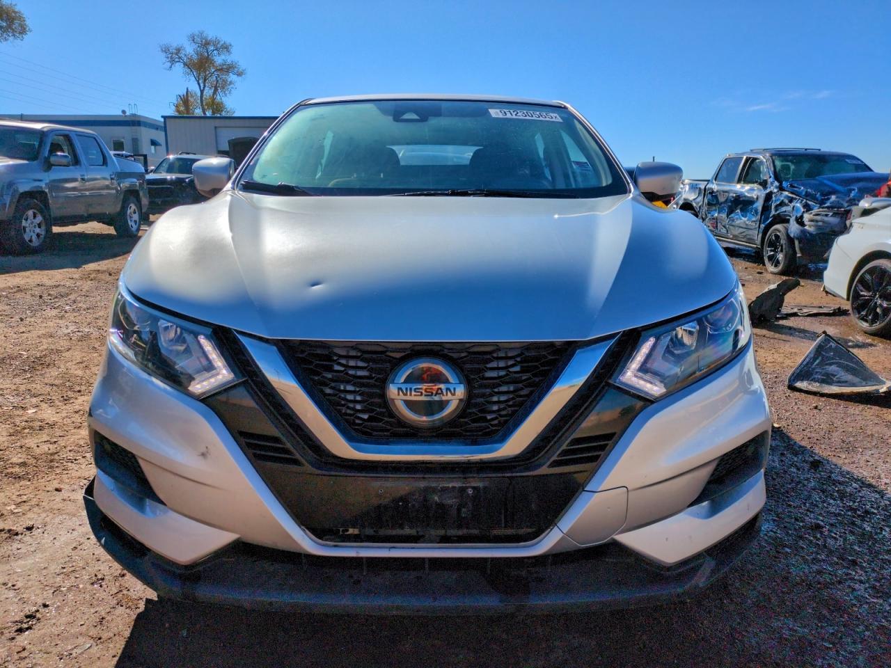 NISSAN ROGUE SPORT S