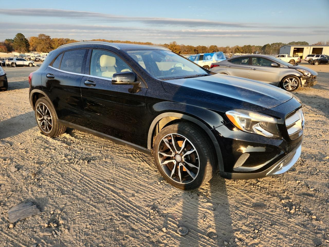 MERCEDES-BENZ GLA-CLASS 250
