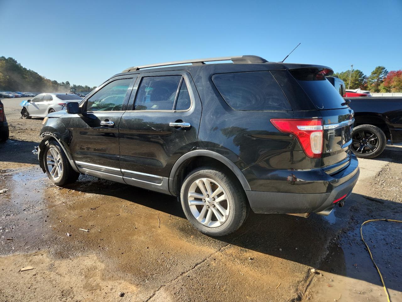 FORD EXPLORER XLT