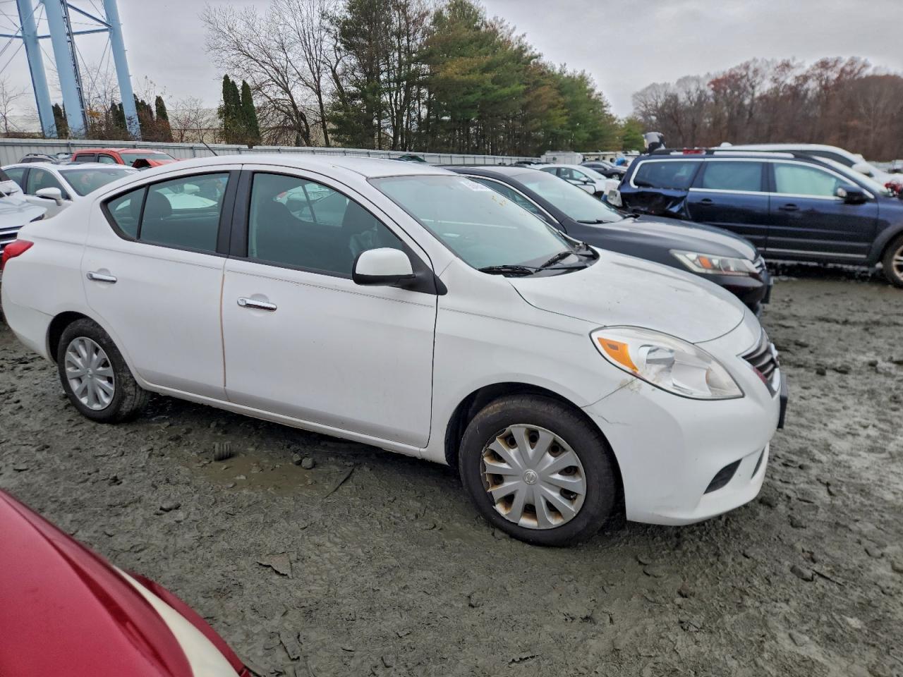NISSAN VERSA S