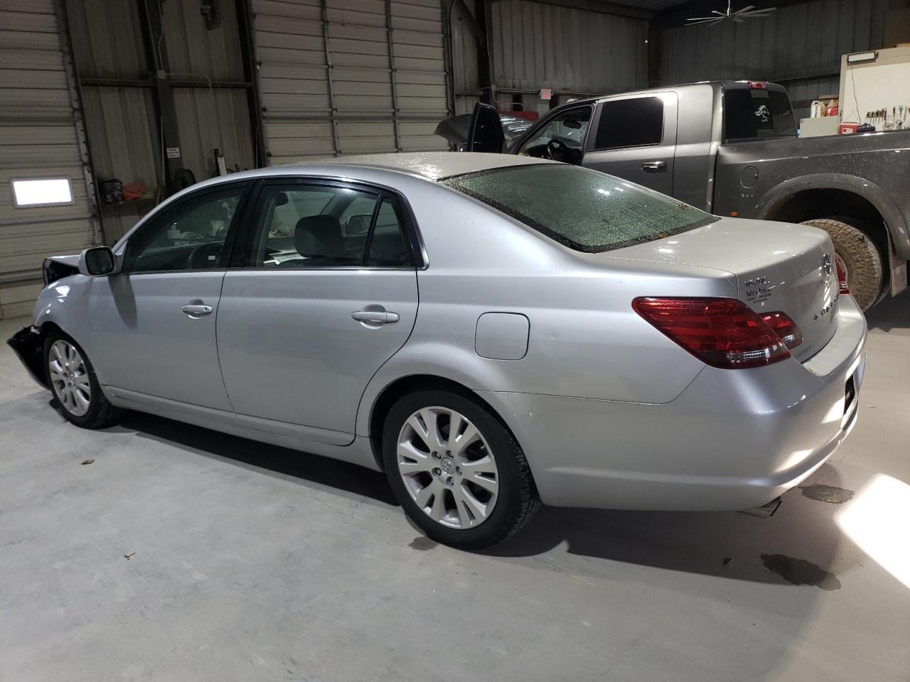 Lot #3302847893 2008 TOYOTA AVALON XL
