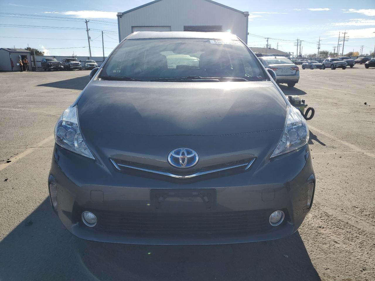 TOYOTA PRIUS V