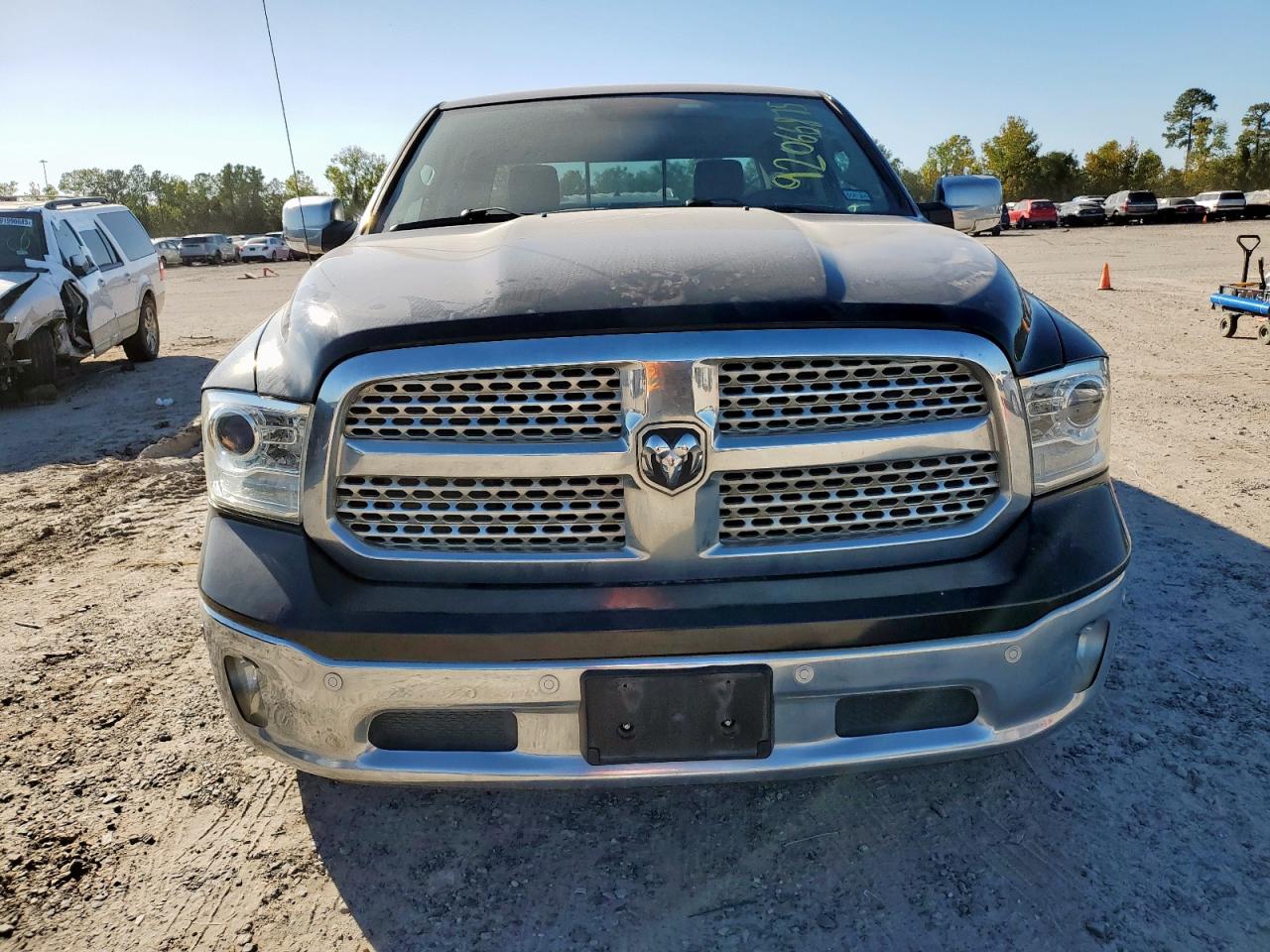 Lot #3316704400 2017 RAM 1500 LARAM
