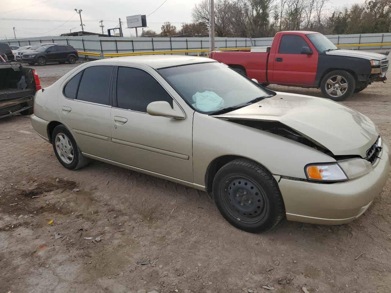 Lot #3298020137 1999 NISSAN ALTIMA XE
