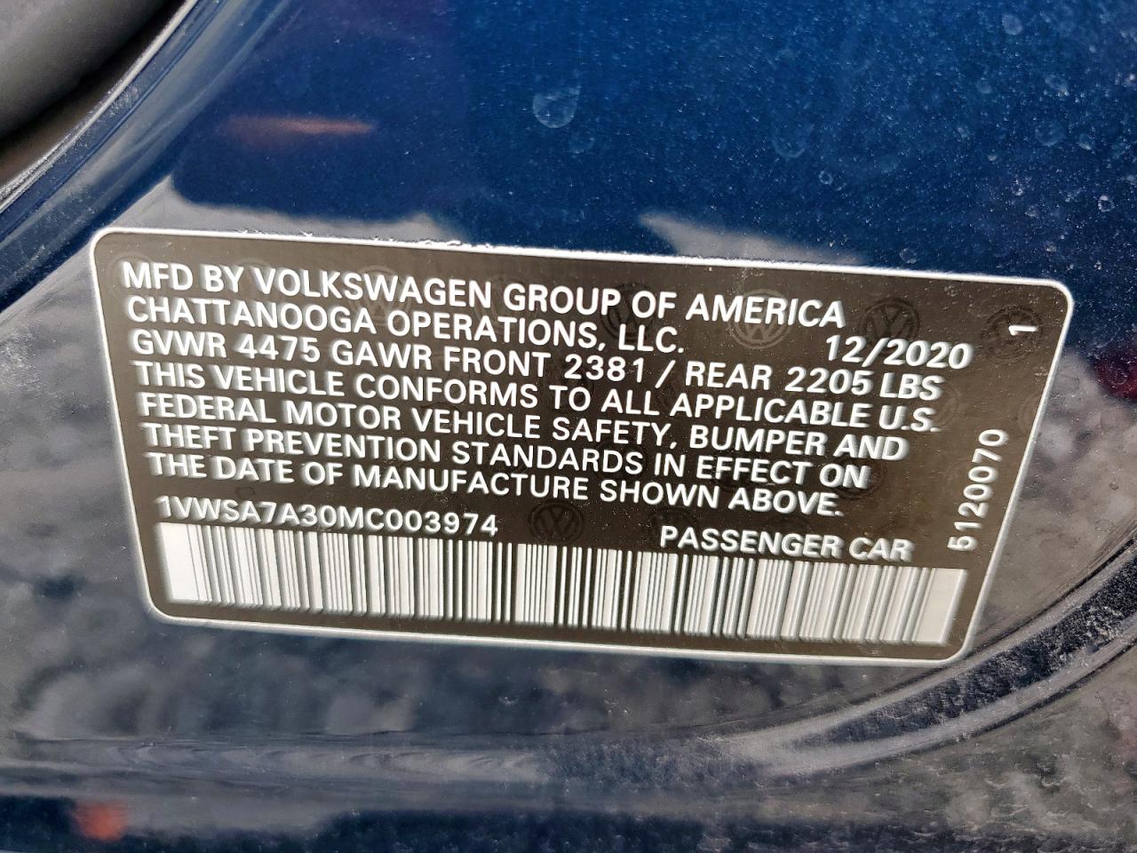 VOLKSWAGEN PASSAT SE