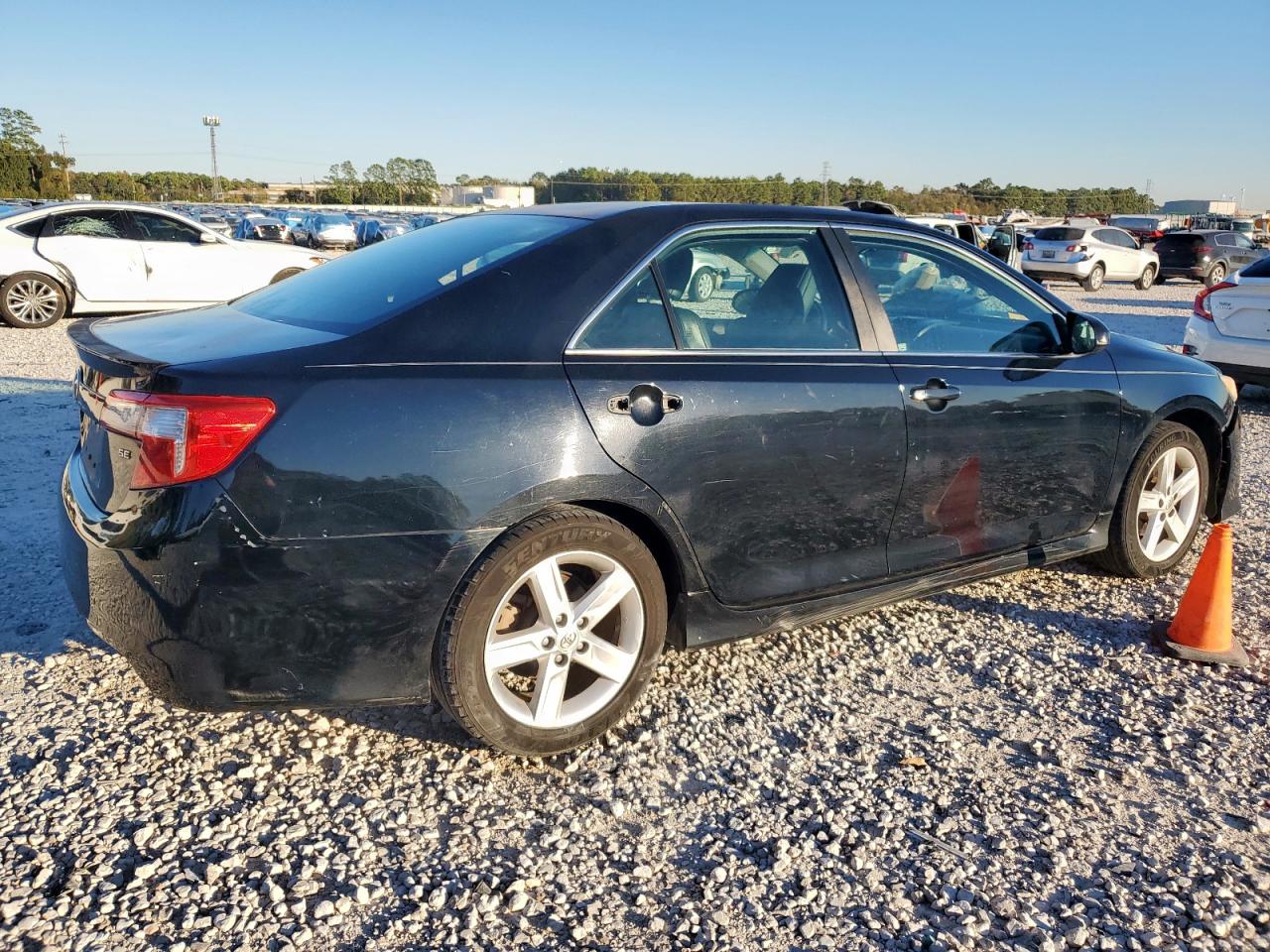 TOYOTA CAMRY L