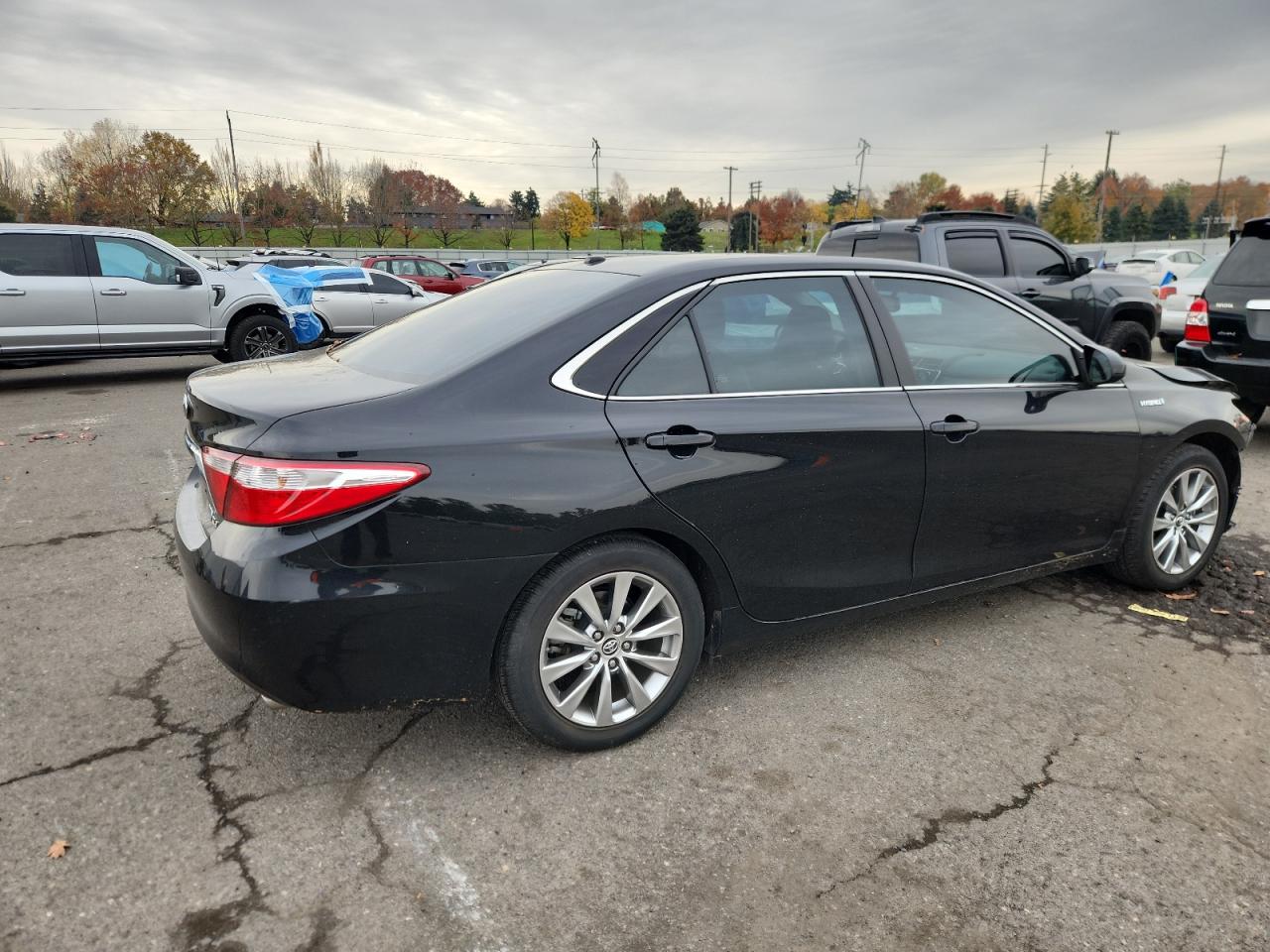 TOYOTA CAMRY HYBRID