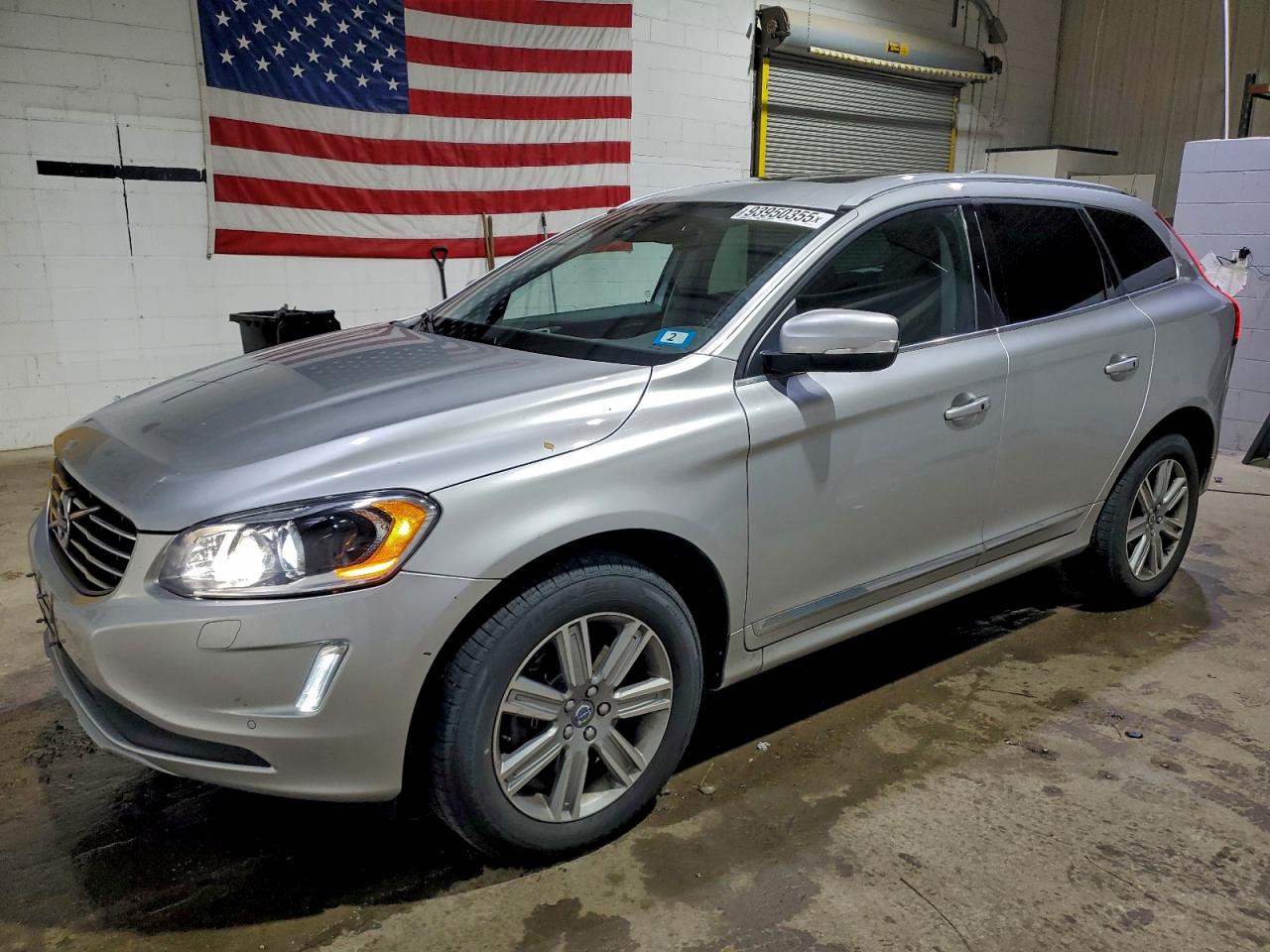 VOLVO XC60 T5 INSCRIPTION