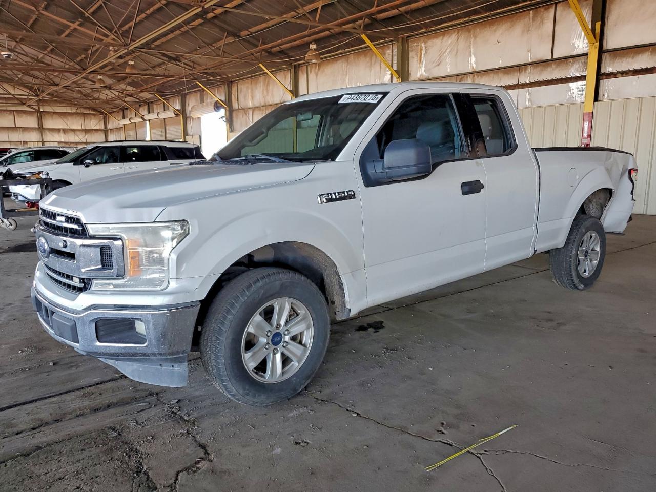 FORD F-150 SUPER CAB