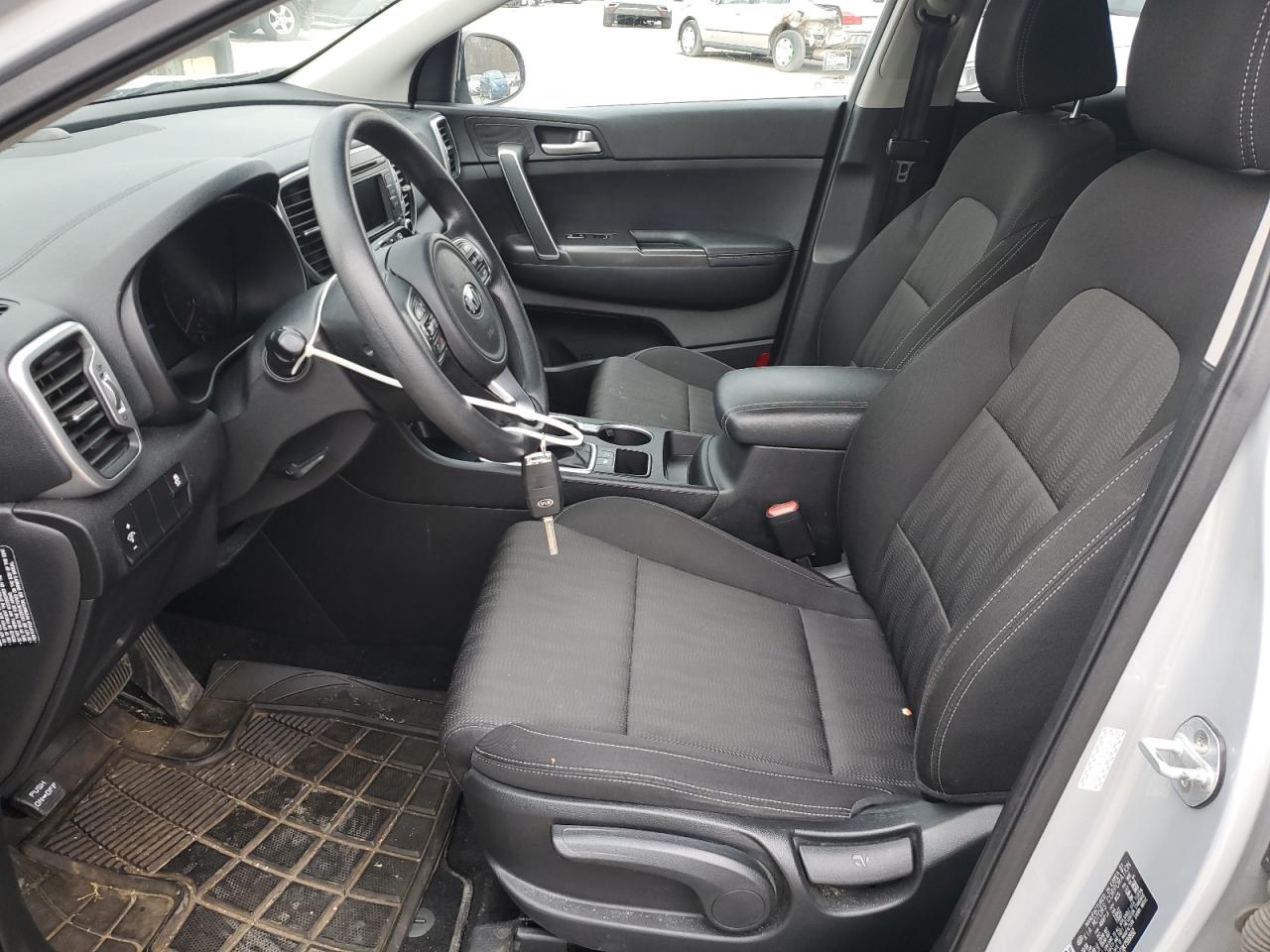 KIA SPORTAGE LX