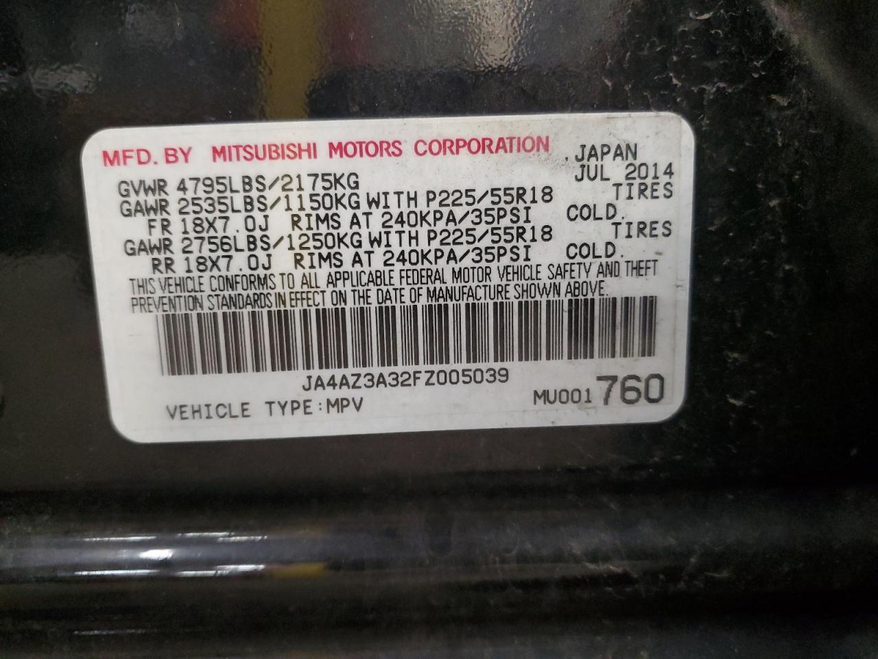 MITSUBISHI OUTLANDER SE