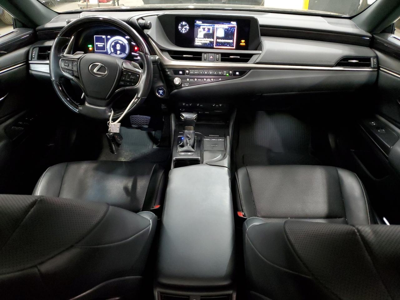 LEXUS ES 300H