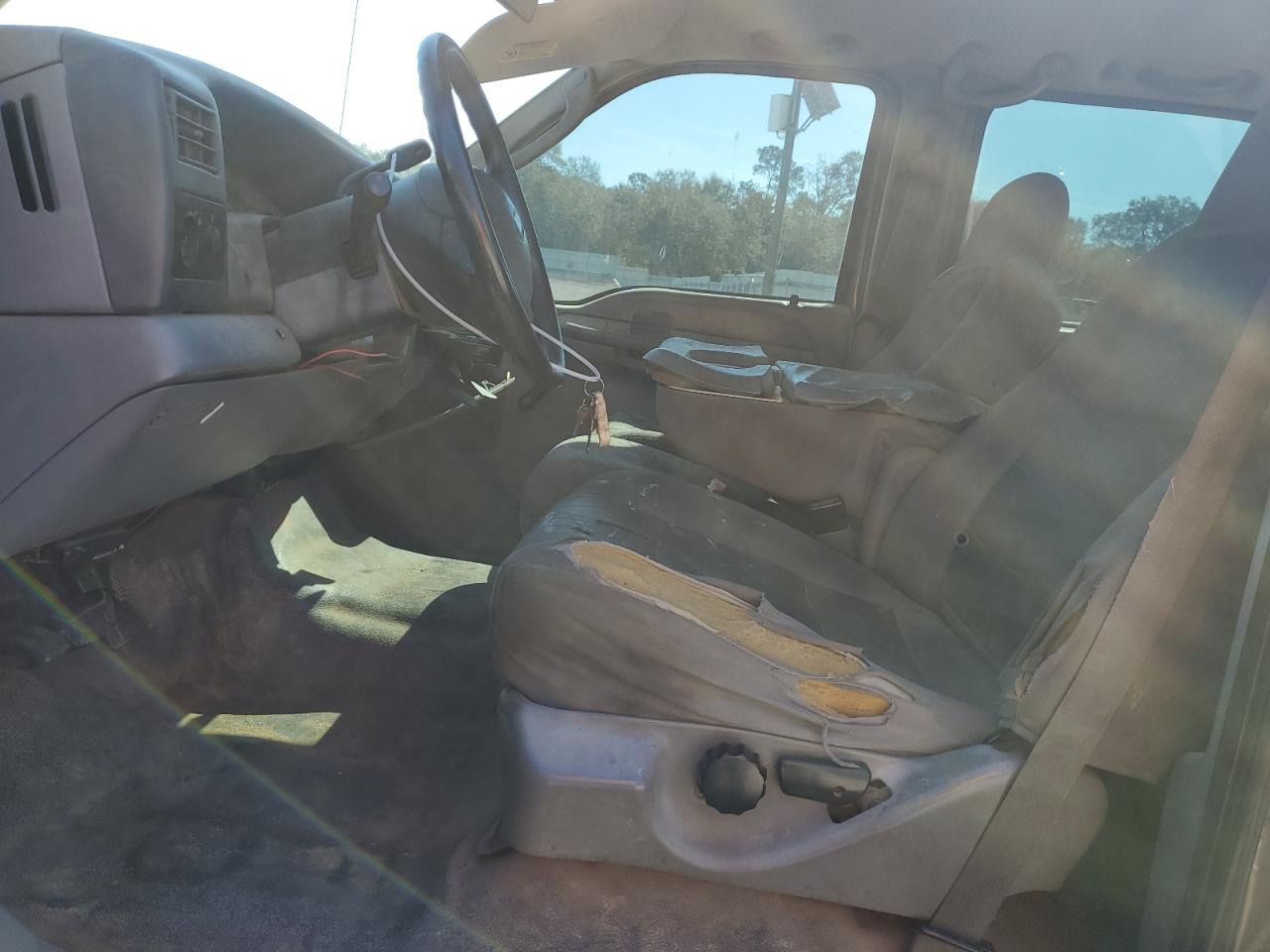 Lot #3296356148 2004 FORD F350 SRW S
