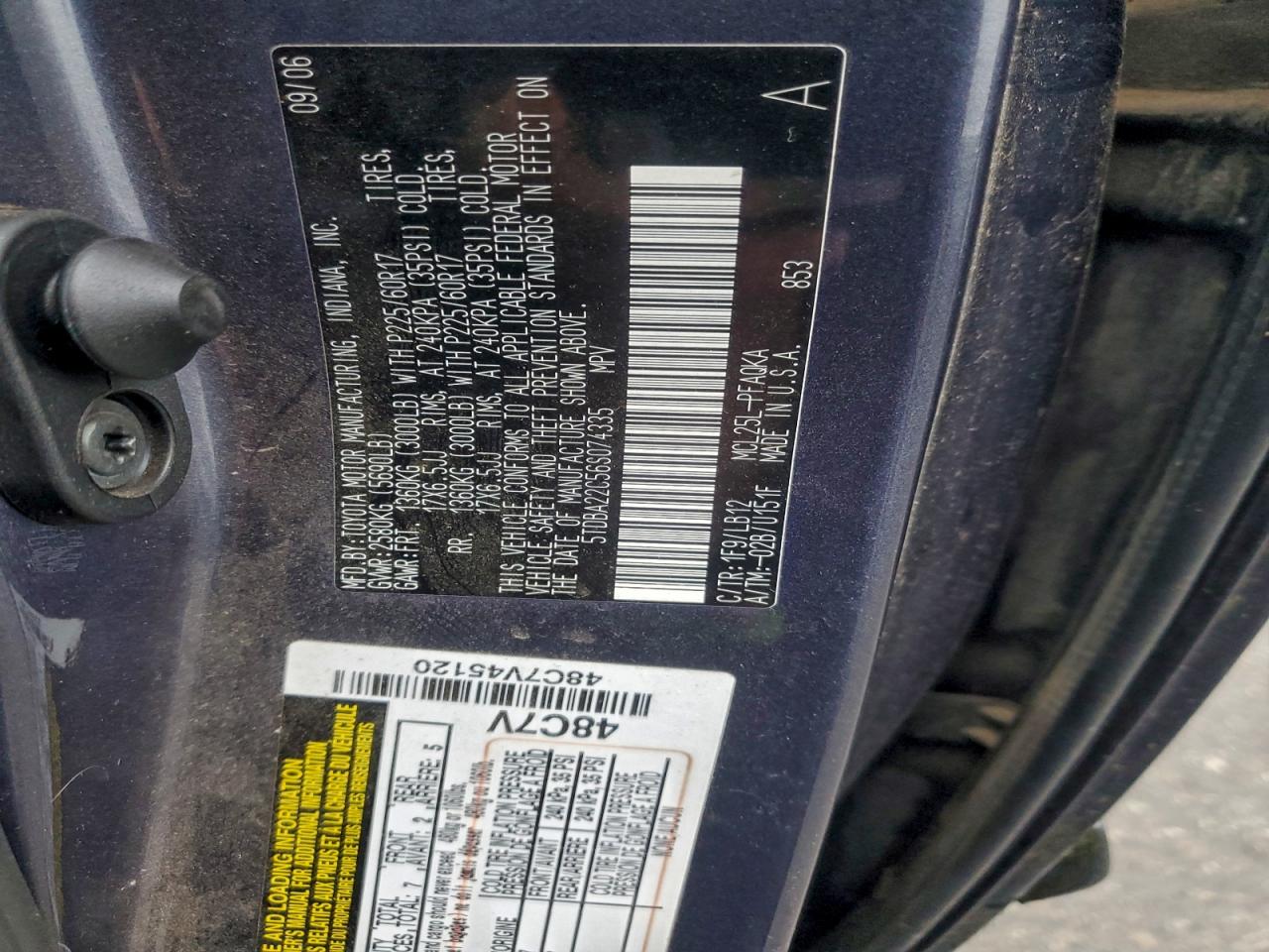 Lot #3298203037 2006 TOYOTA SIENNA XLE