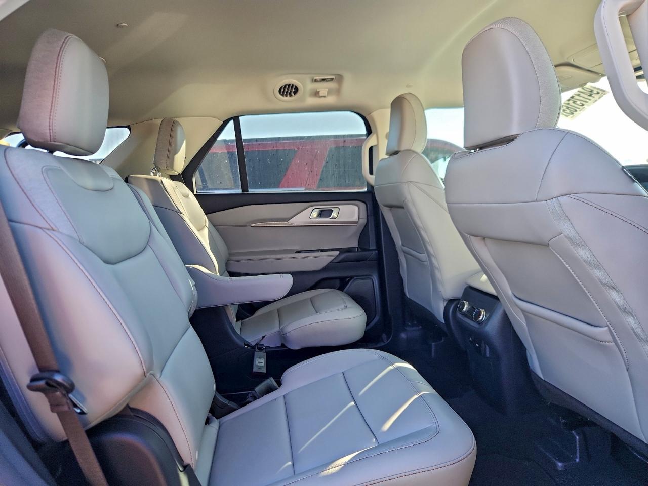 FORD EXPLORER ACTIVE