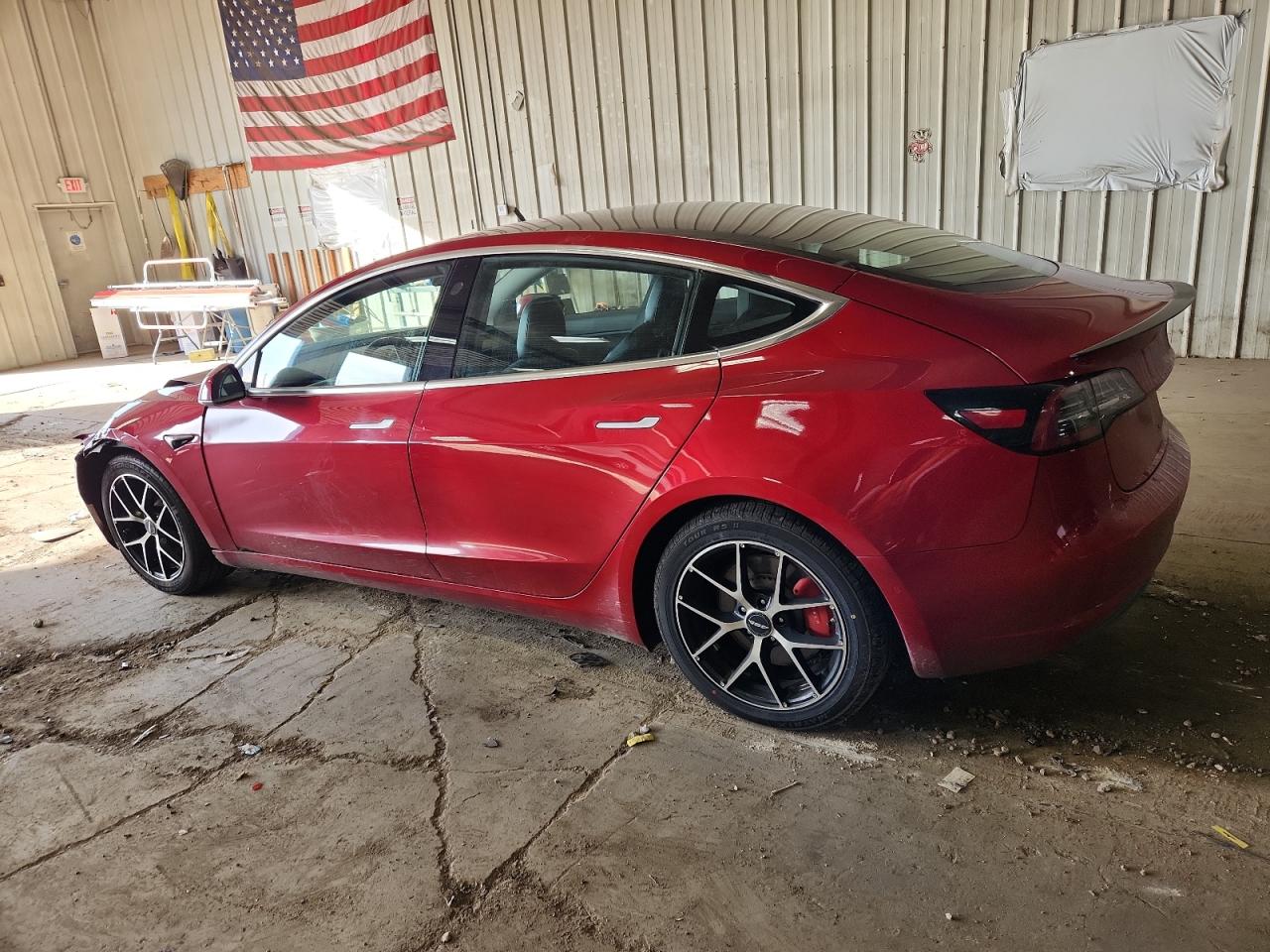 Lot #3311756720 2018 TESLA MODEL 3