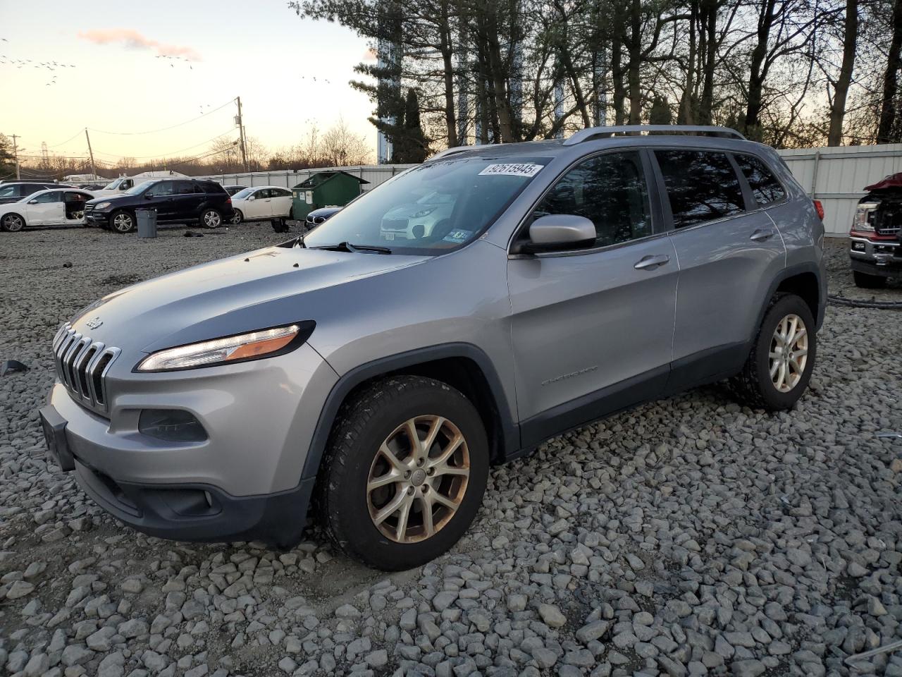JEEP GRAND CHEROKEE LATITUDE