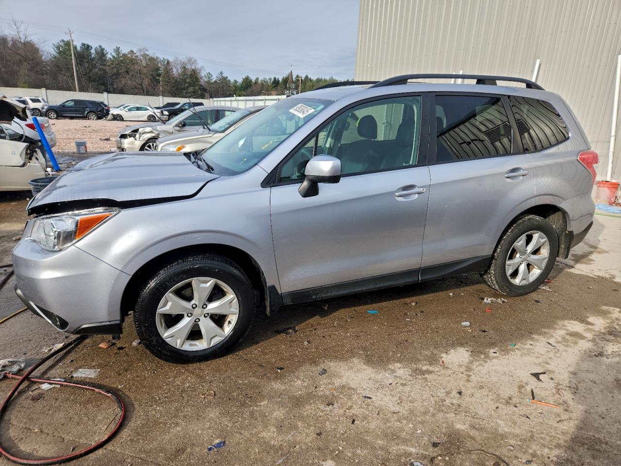 Lot #3302923144 2016 SUBARU FORESTER 2
