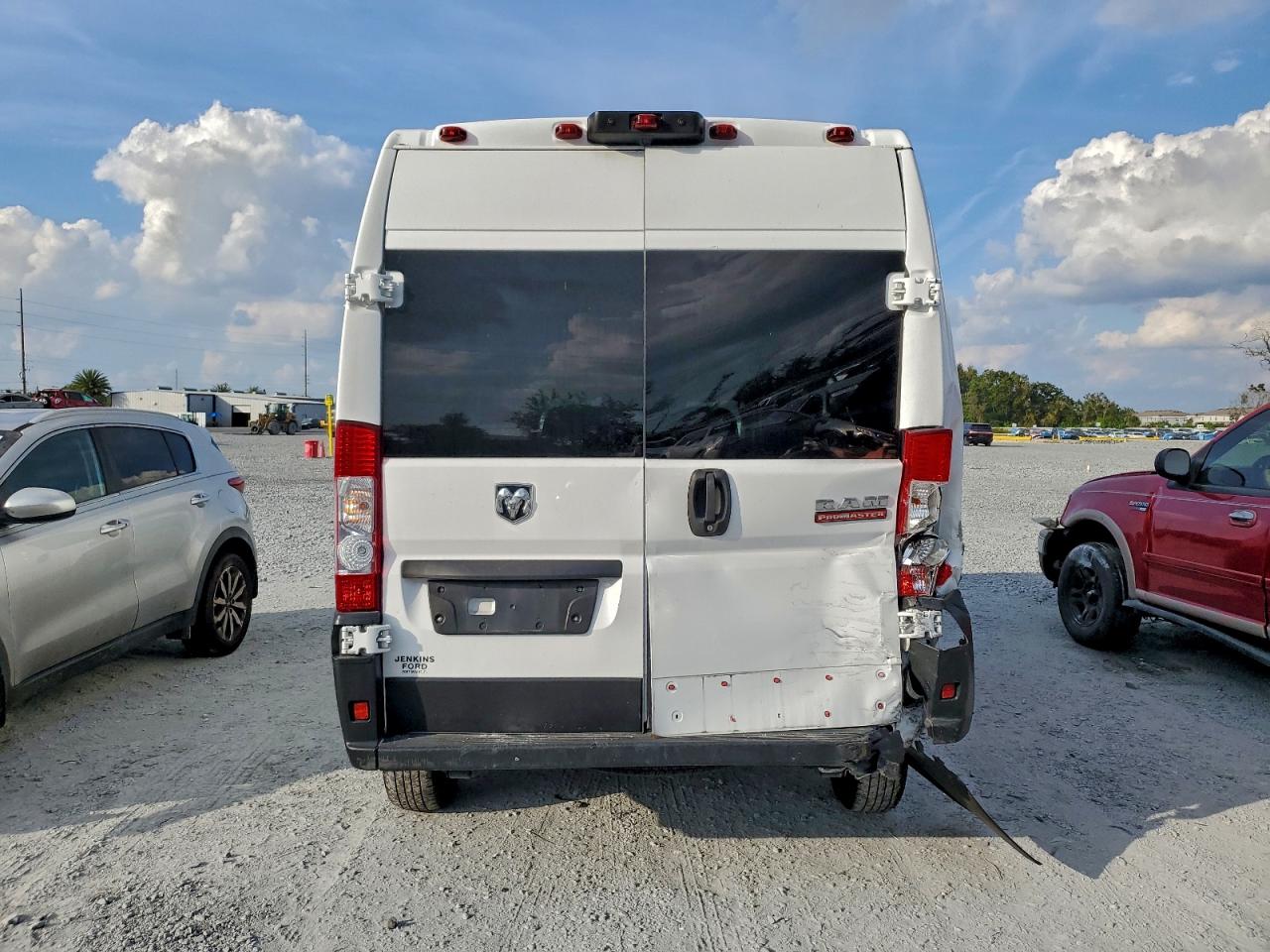 RAM PROMASTER 2500 HIGH