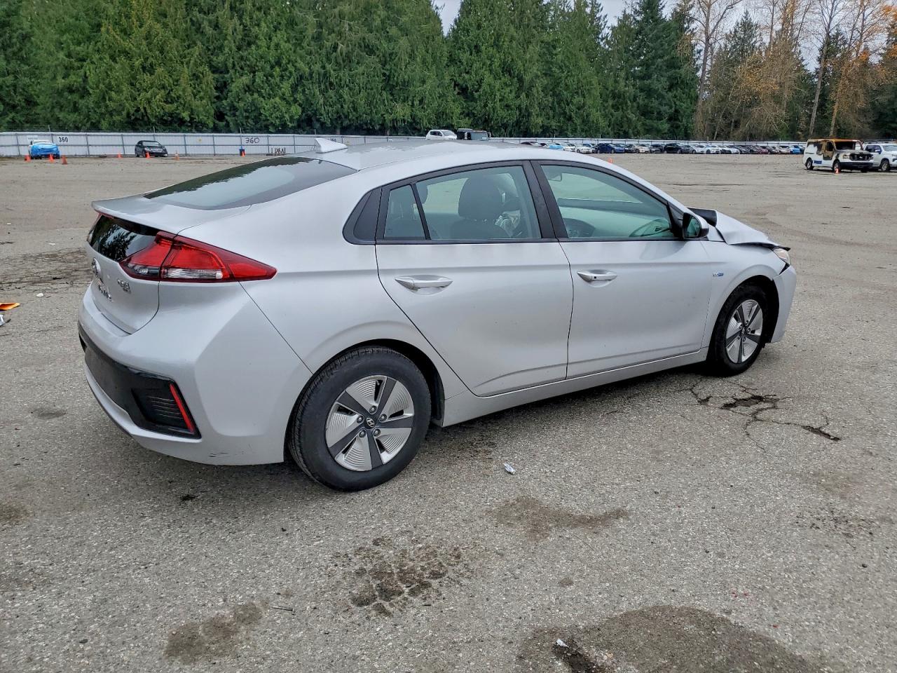 HYUNDAI IONIQ BLUE