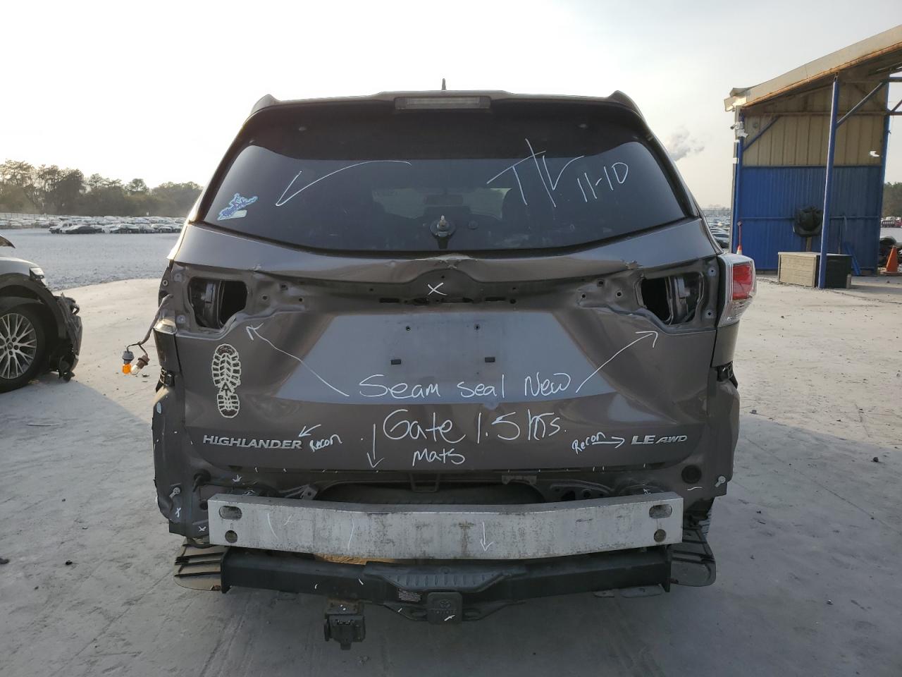 TOYOTA HIGHLANDER LE