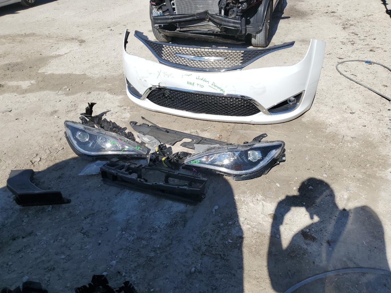 CHRYSLER PACIFICA TOURING L