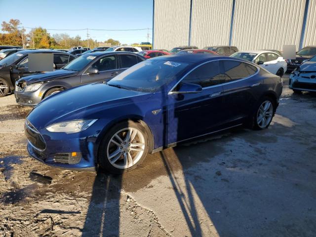 2015 TESLA MODEL S 90 5YJSA1V27FF099092