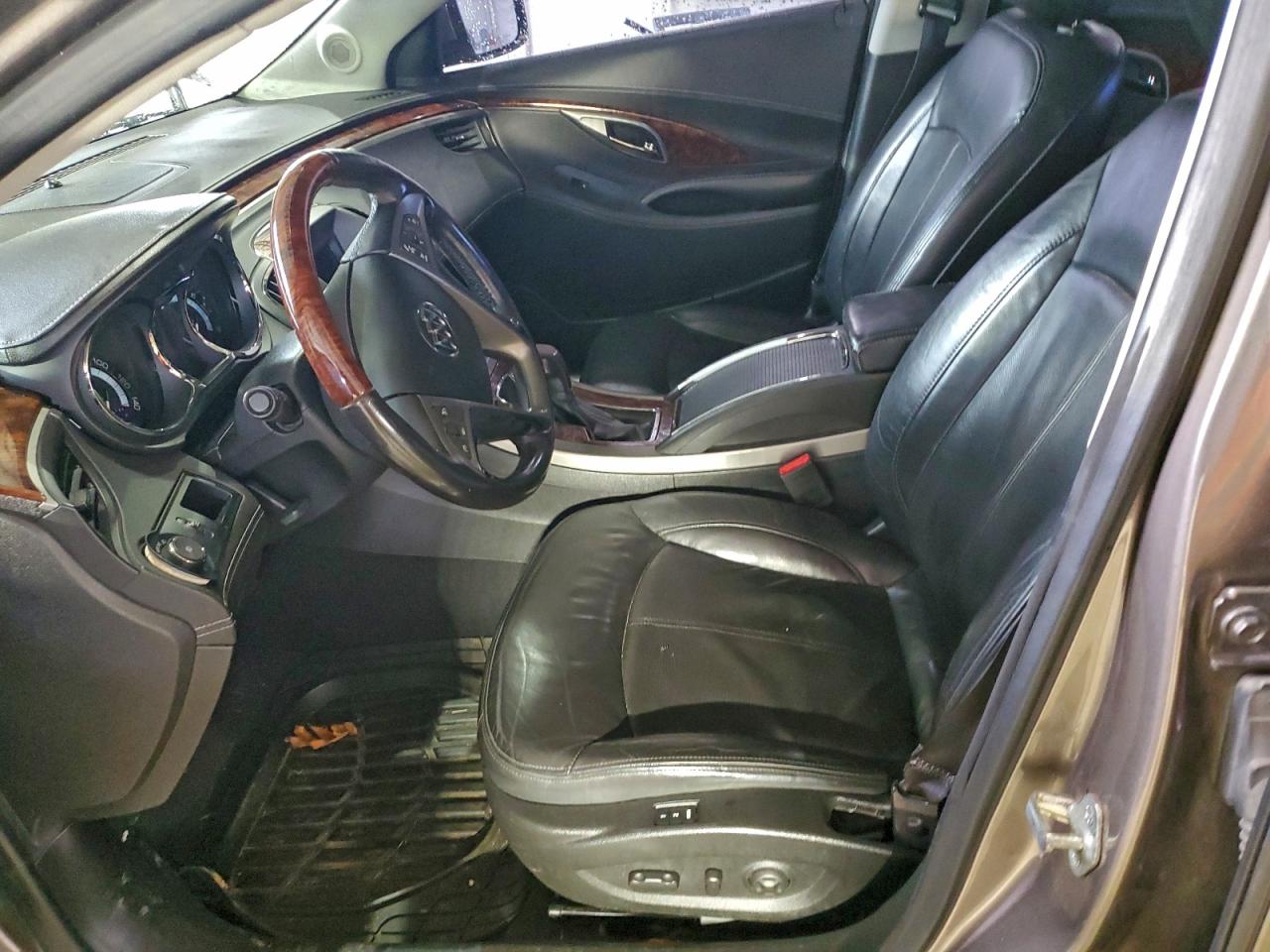 BUICK LACROSSE PREMIUM