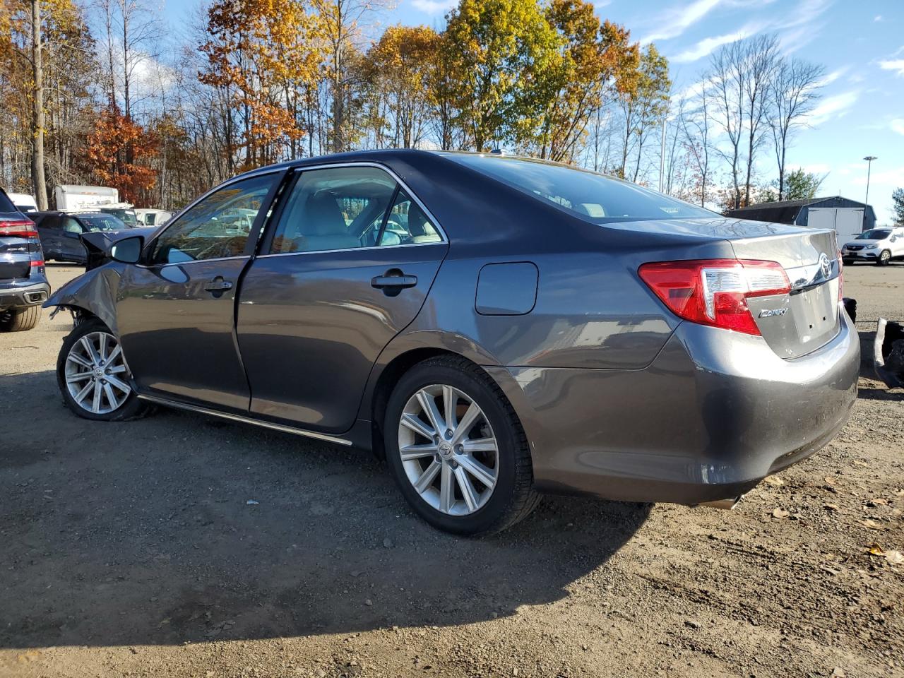 TOYOTA CAMRY SE