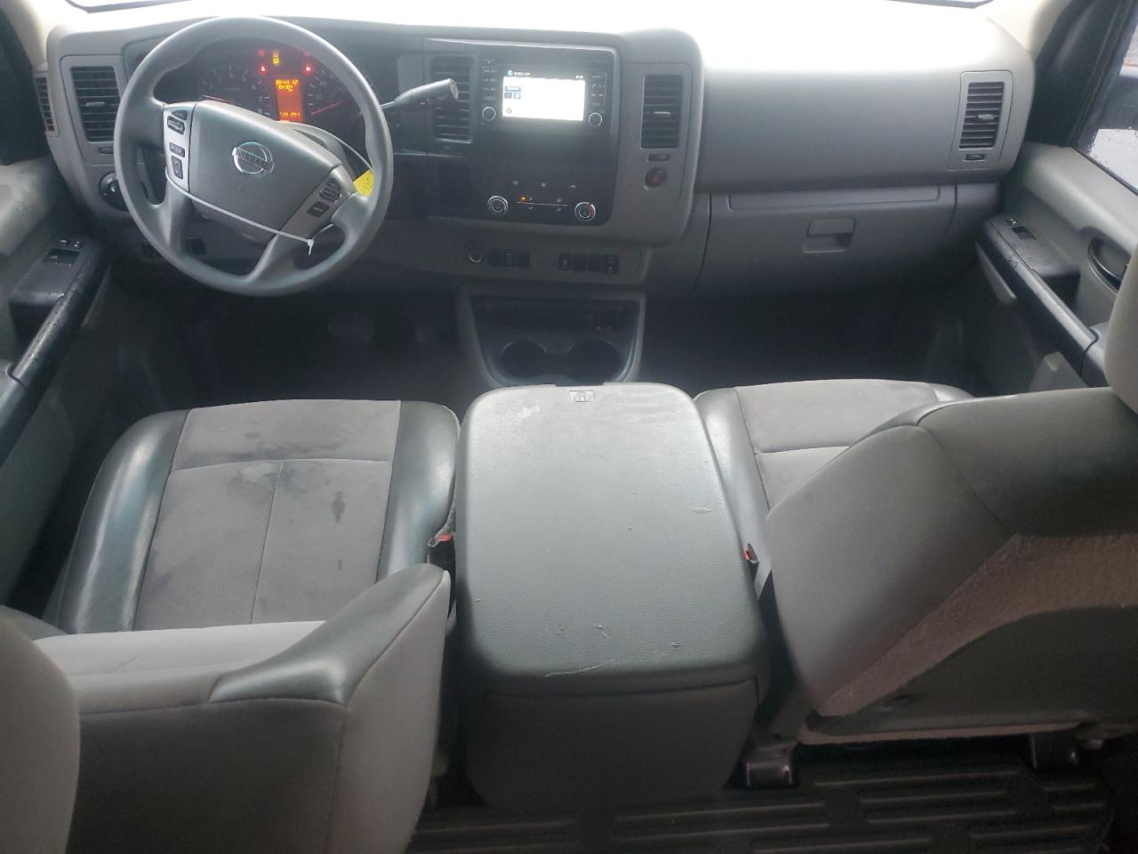 NISSAN NV3500 3500 S